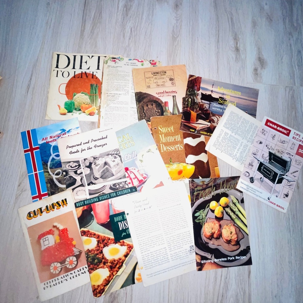 Vintage Cookbook Booklet Lot 35+ Retro Recipe Pamphlets Pillsbury Betty Crocker - Picture 6 of 7